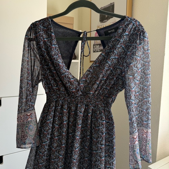 Summer Blue Patterned Dress with Long Sleeves - Picture 2 of 5